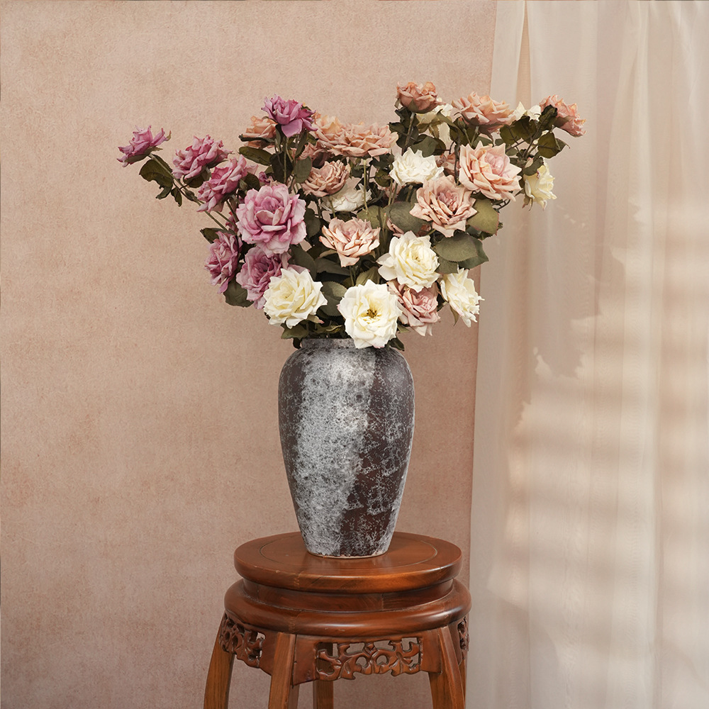 55cm 3-Head Silk Burnt Edge Artificial Corner Rose